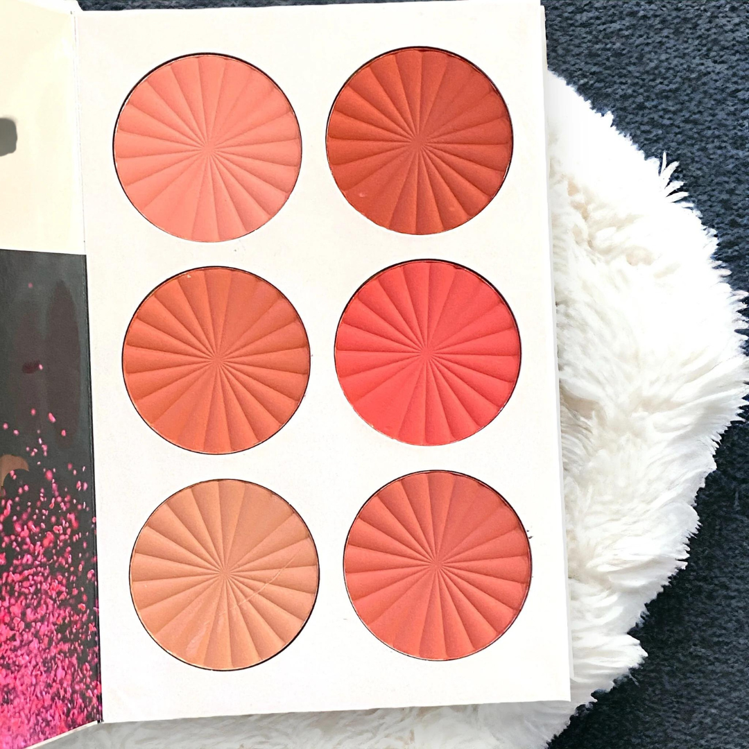 MOCALLURE ULTIMATE UTOPIA BOOK PALETTE - Beauties Junction